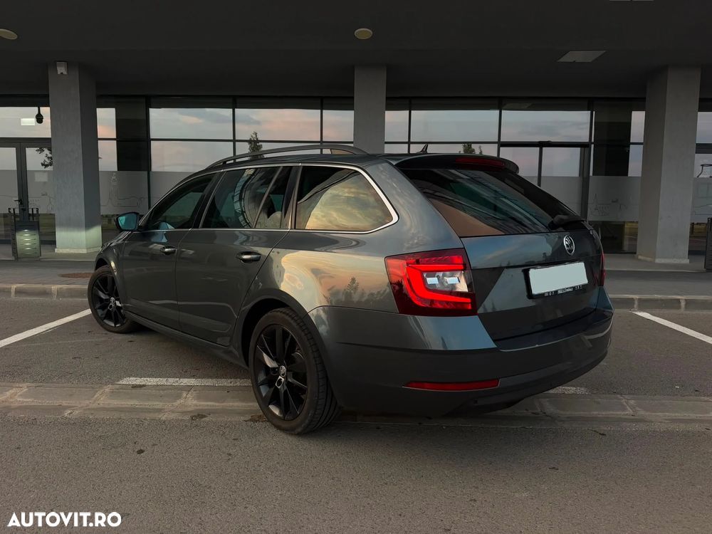 Skoda Octavia 2.0 TDI DSG Sport Edition - 4
