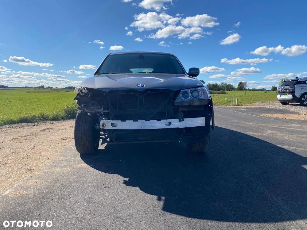 BMW X3 xDrive28i - 8