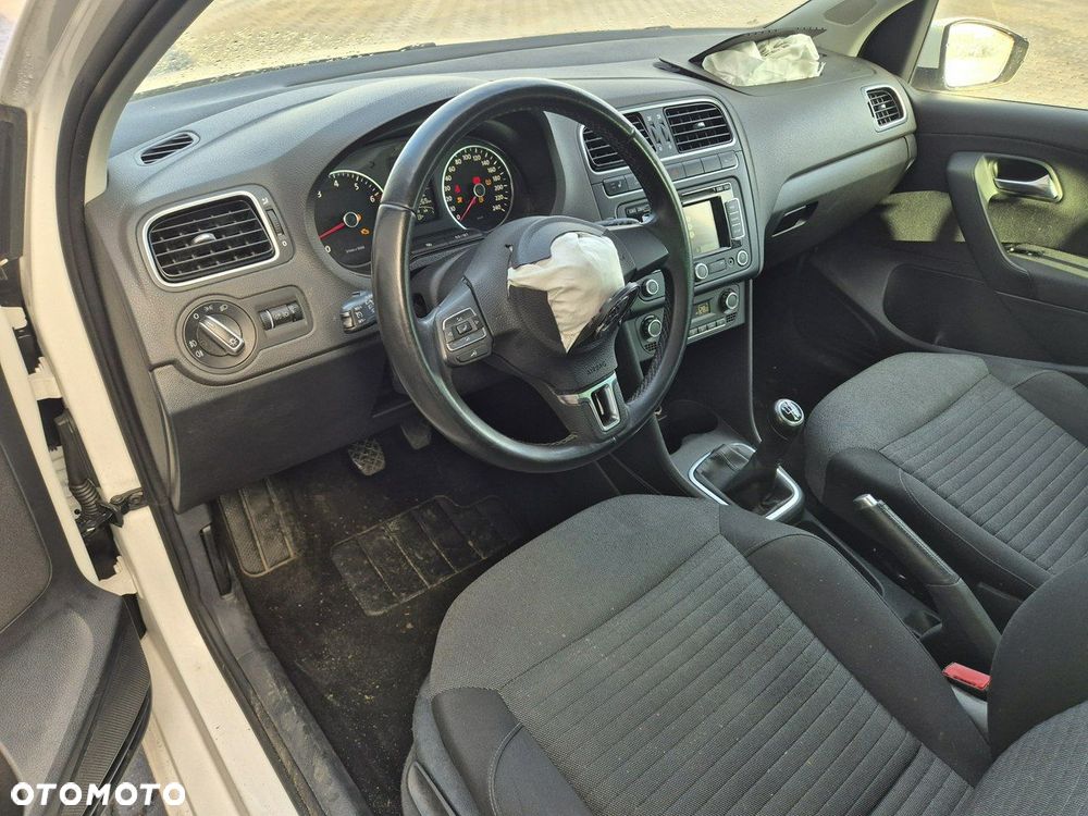 Volkswagen Polo - 5