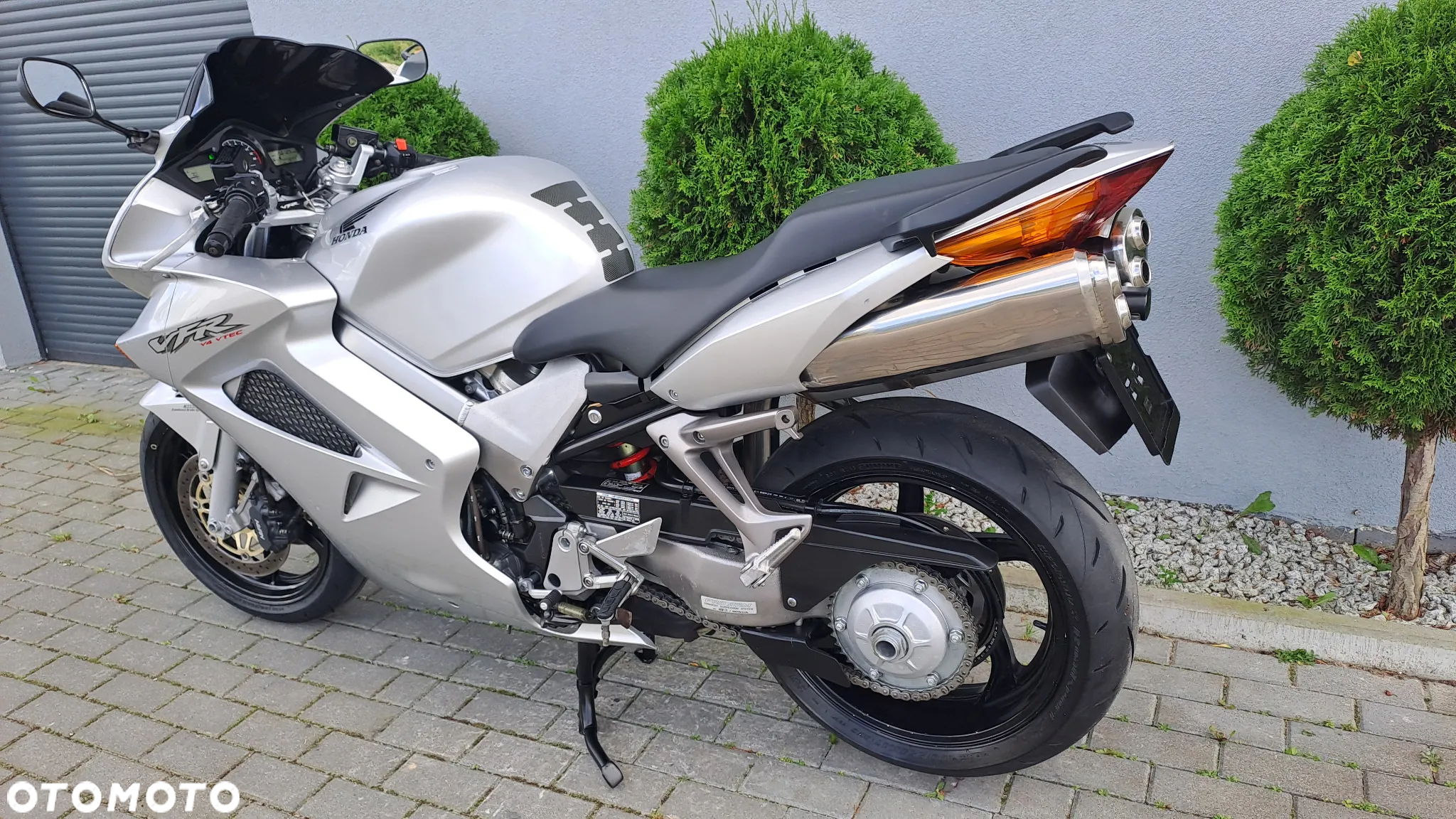 Honda VFR - 7