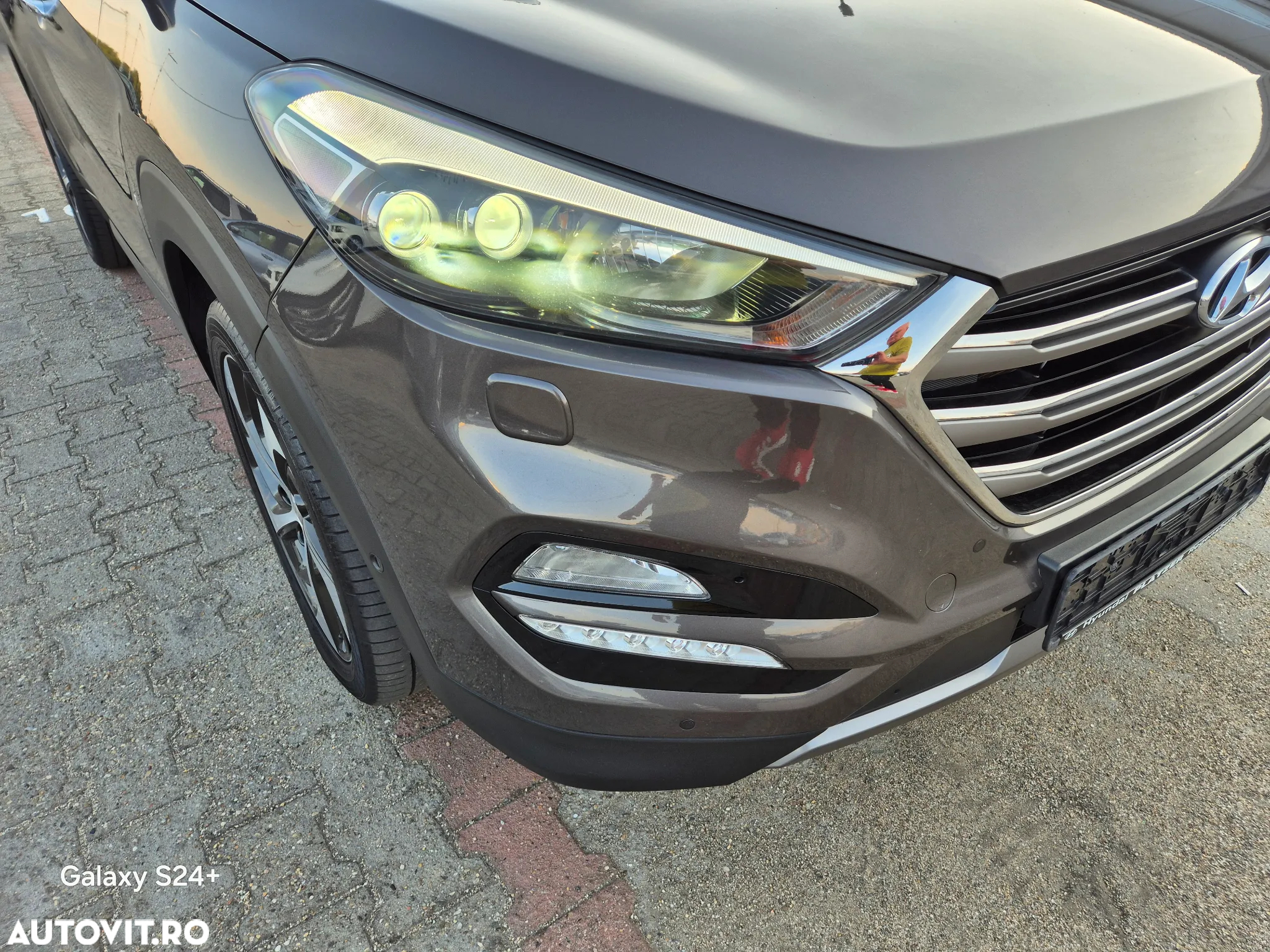 Hyundai Tucson 2.0 CRDI 4WD 6AT Luxury Pack+ - 16