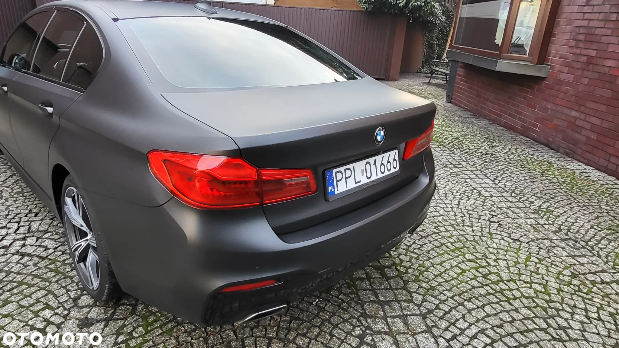 BMW Seria 5 530i xDrive - 32