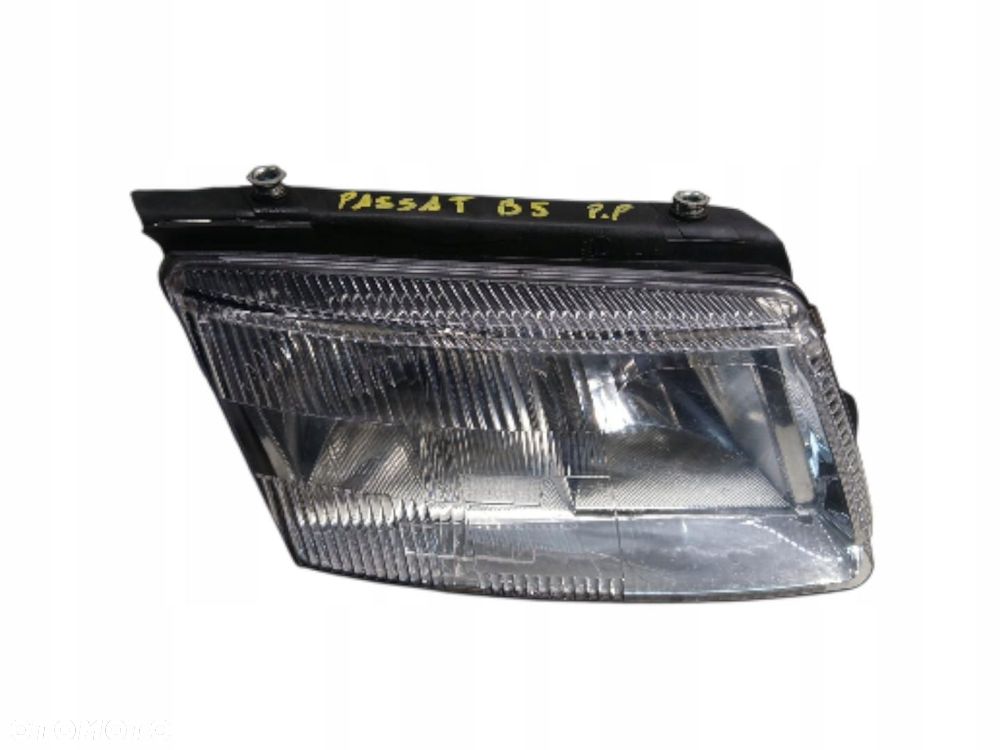 lampa prawa przednia przód vw passat b5 lampa prawa przednia przód - 1