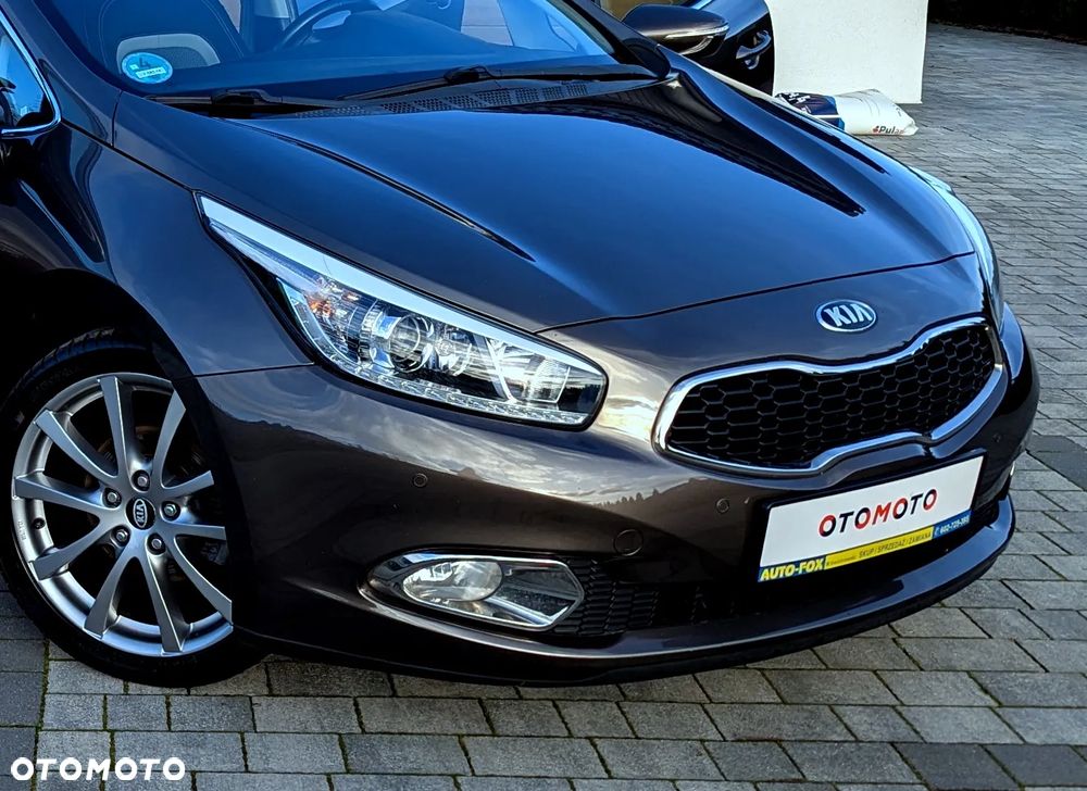 Kia Ceed 1.6 GDI ISG Dream-Team Edition - 26