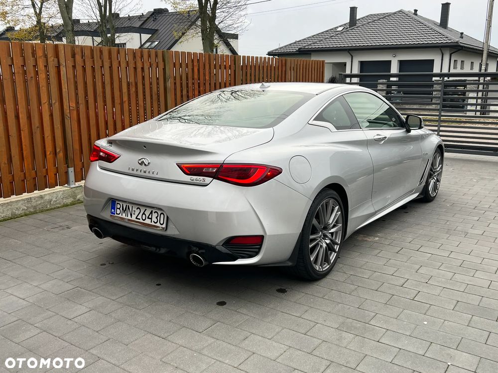 Infiniti Q60 - 4