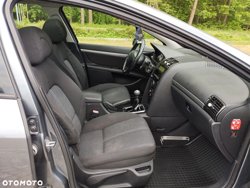 Peugeot 407 HDi 135 Premium - 25