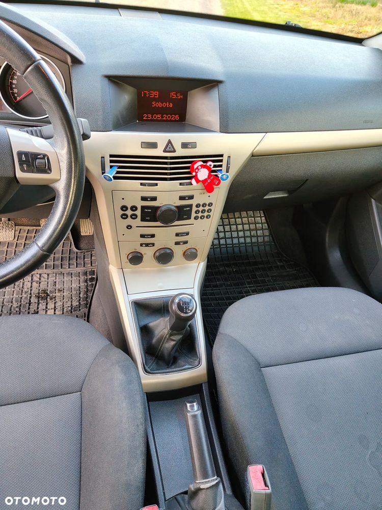 Opel Astra - 11