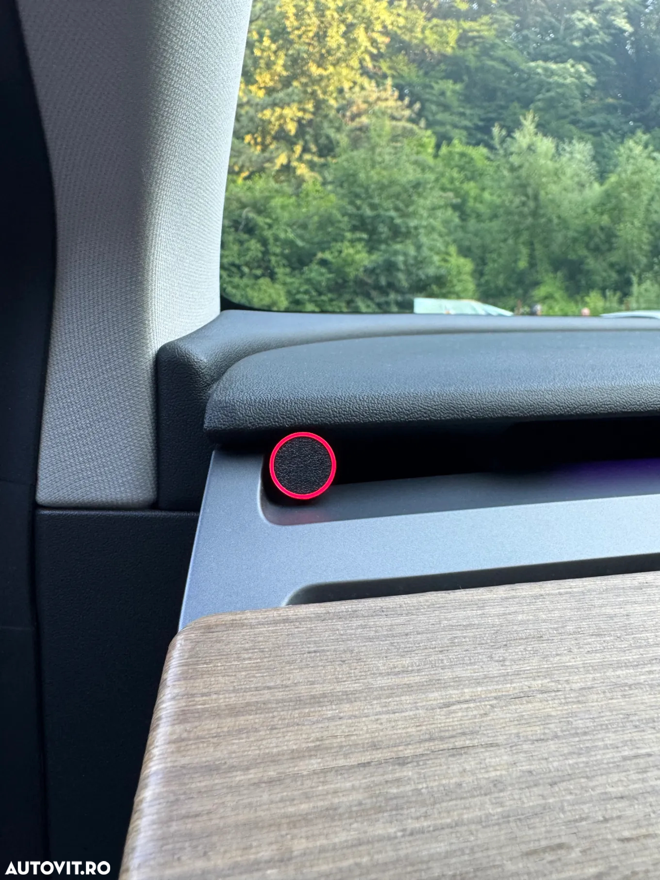Tesla Model 3 Long Range - 17
