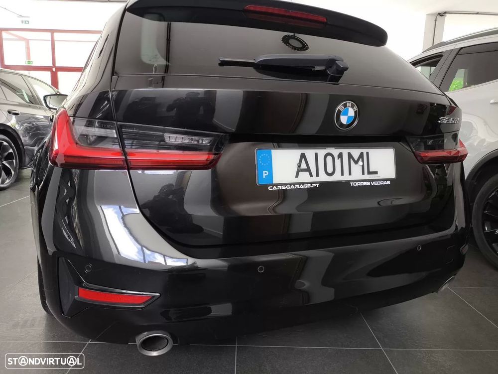 BMW 320 d Auto - 10