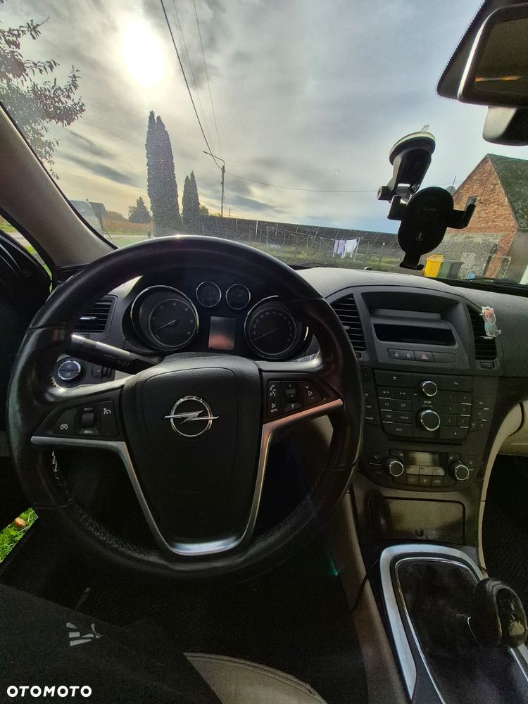 Opel Insignia 2.0 CDTI - 13