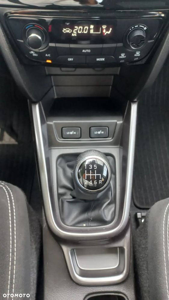 Suzuki Vitara 1.4 Boosterjet SHVS Premium 2WD - 25