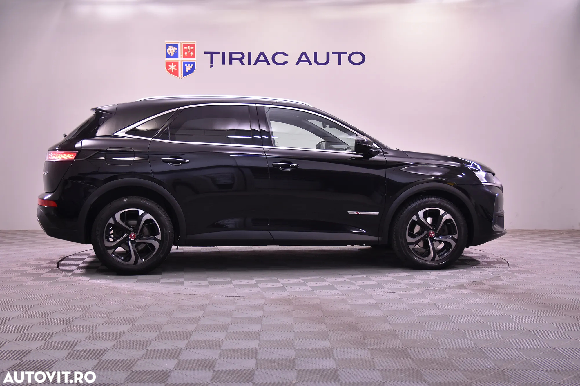 DS Automobiles DS 7 Crossback - 6