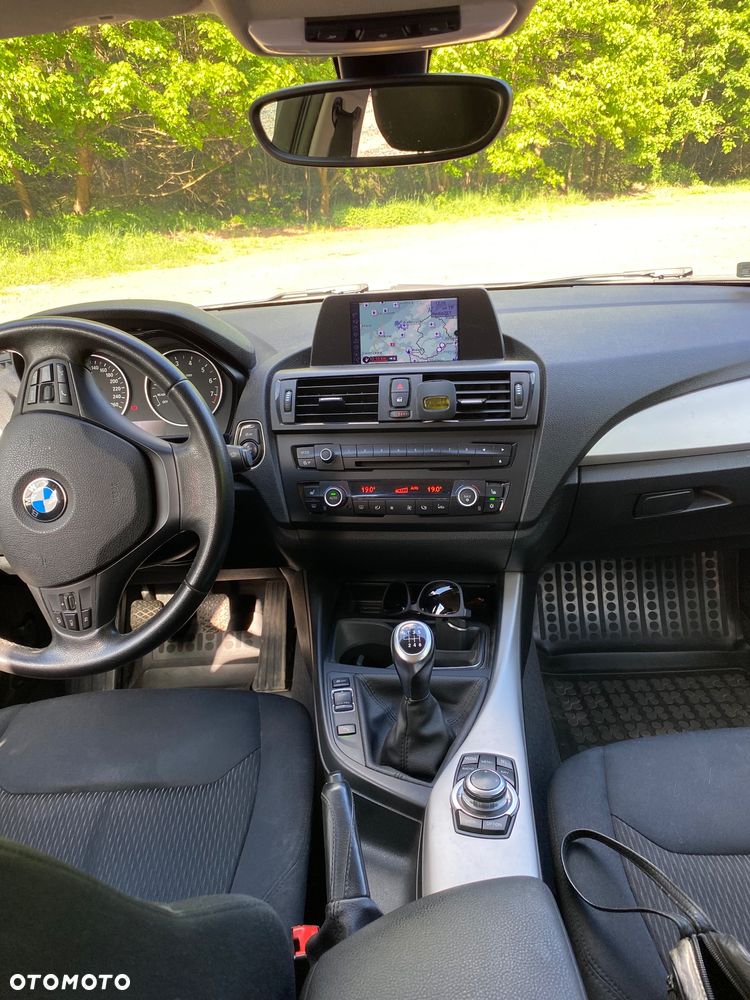 BMW Seria 1 118i - 16