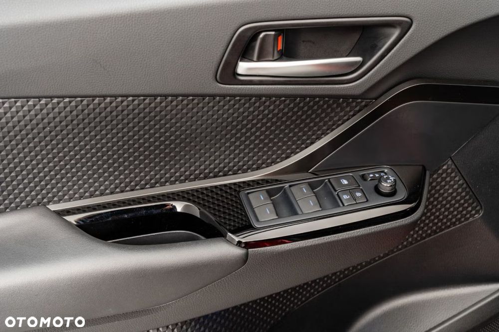 Toyota C-HR Lounge - 21