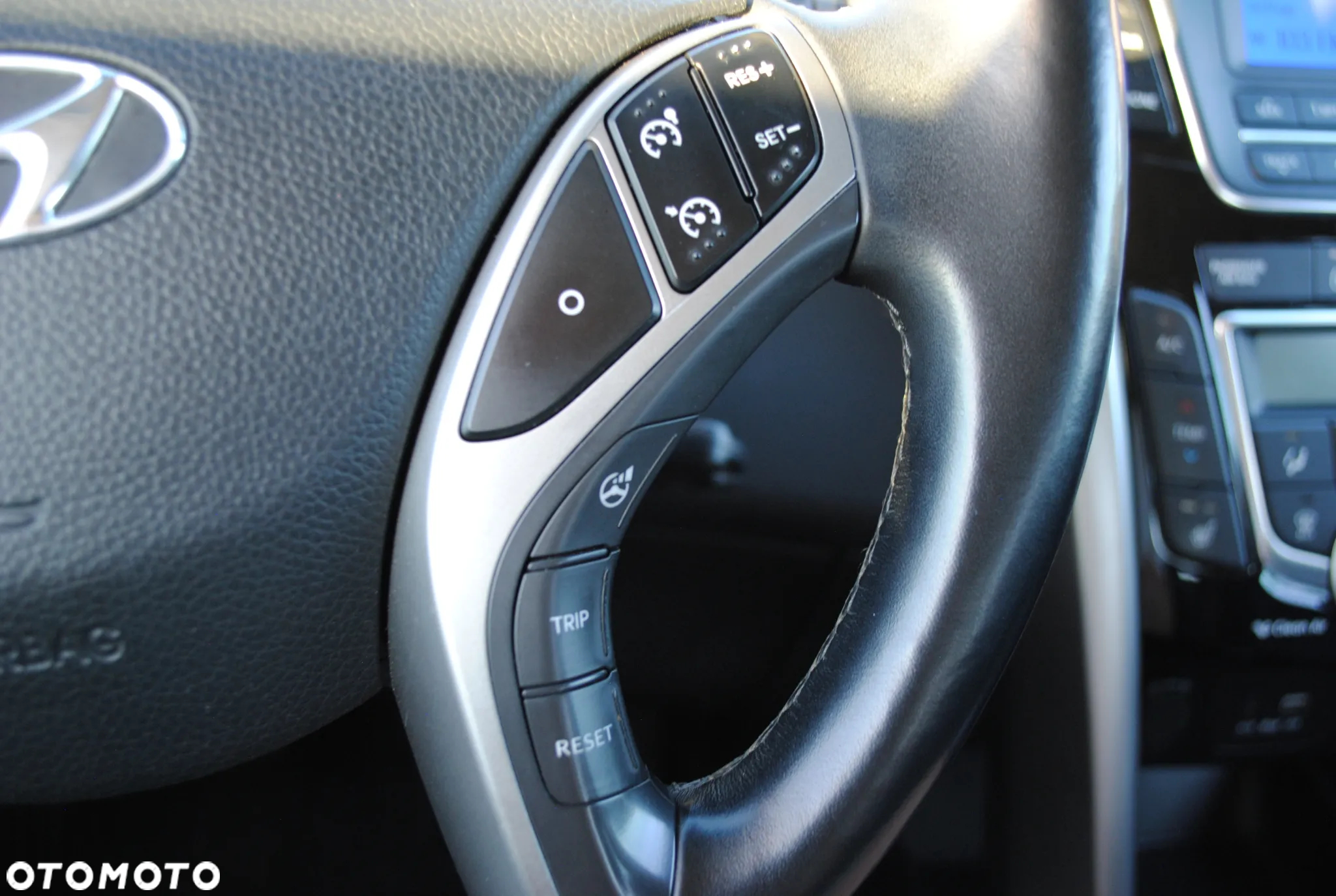 Hyundai i30 1.6 D Premium - 12