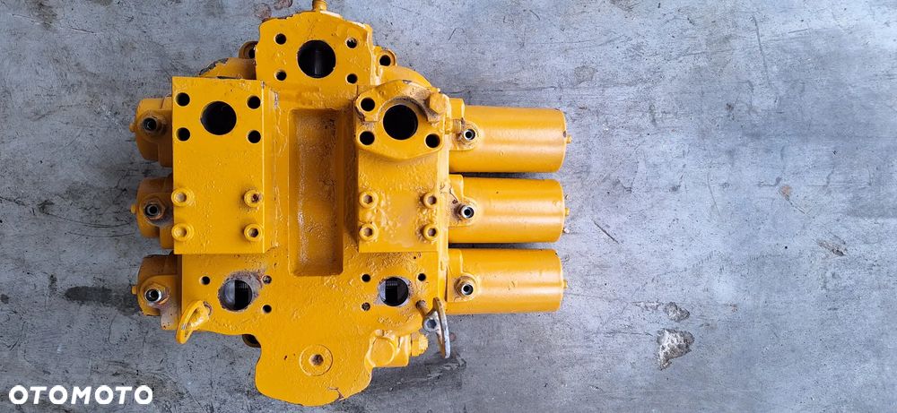 Rozdzielacz hydrauliczny Zettelmeyer 3002 4002 - 3