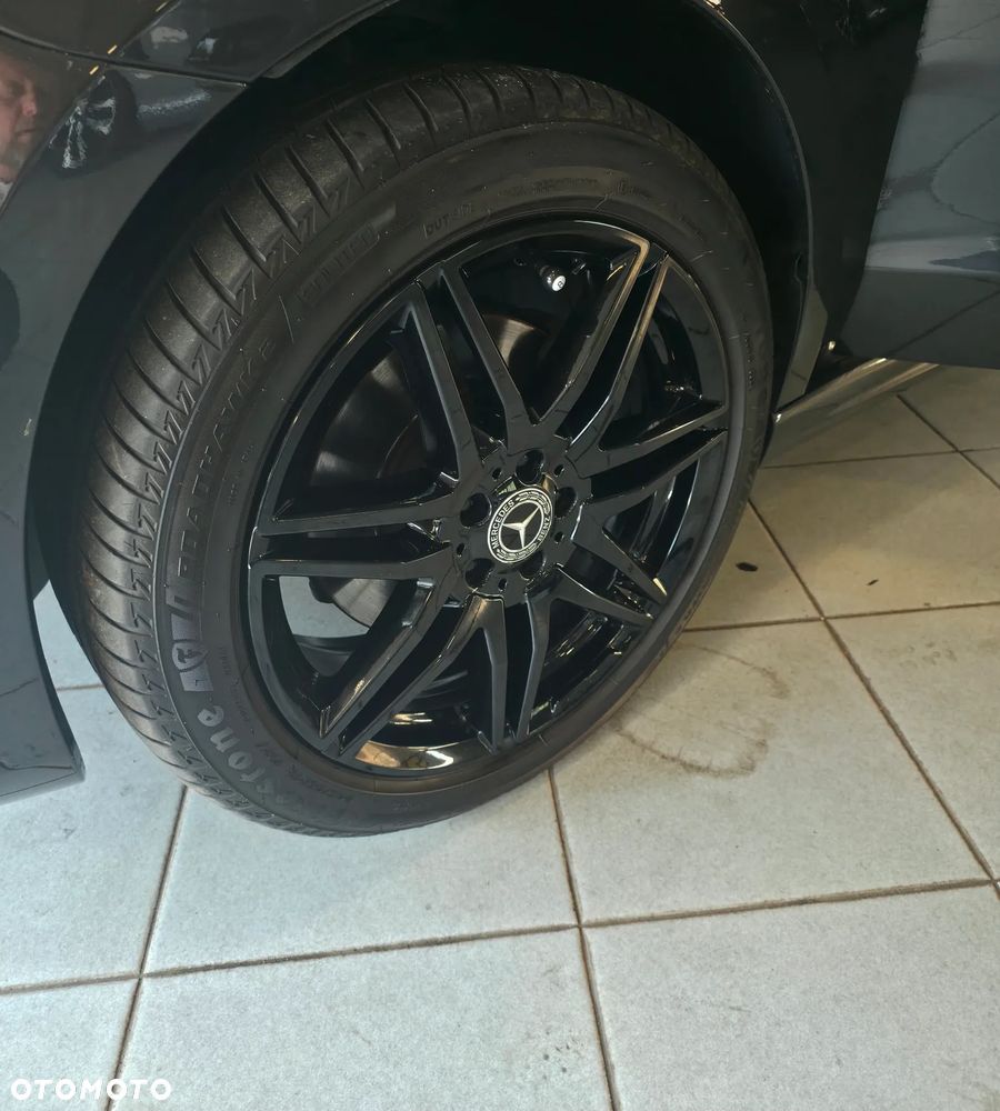 Mercedes-Benz Klasa V 300 d Exclusive 9G-Tronic (d³ugi) - 25