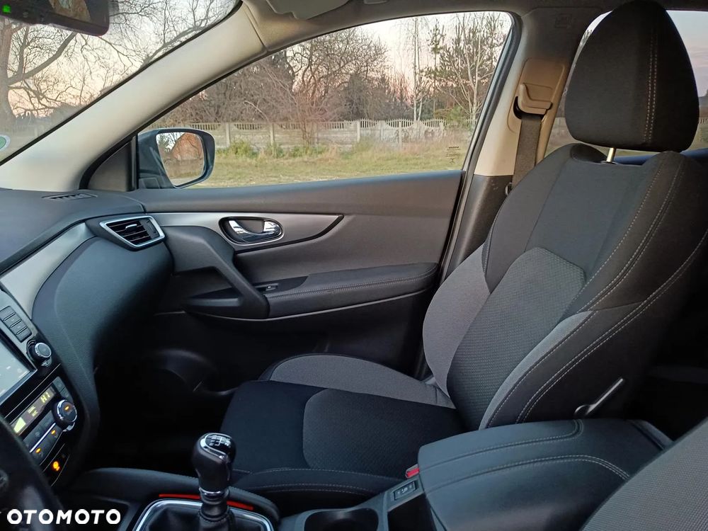 Nissan Qashqai 1.3 DIG-T Tekna+ - 19