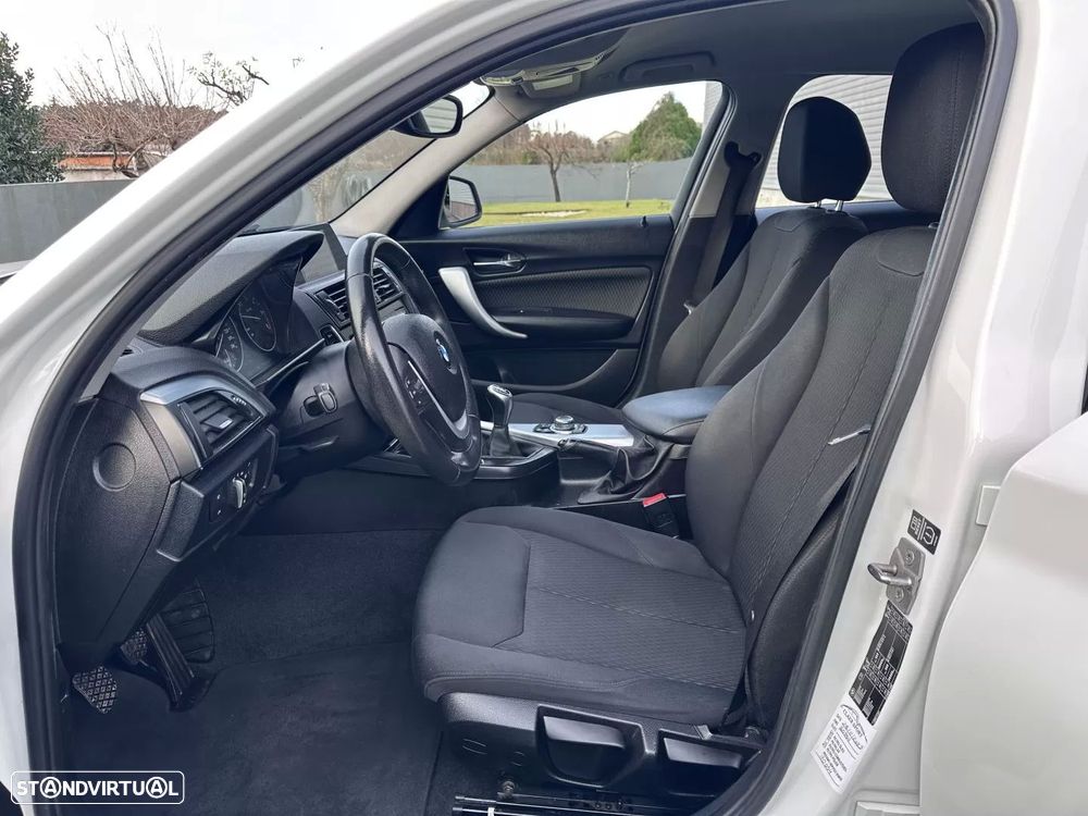 BMW 118 d Line Sport - 32