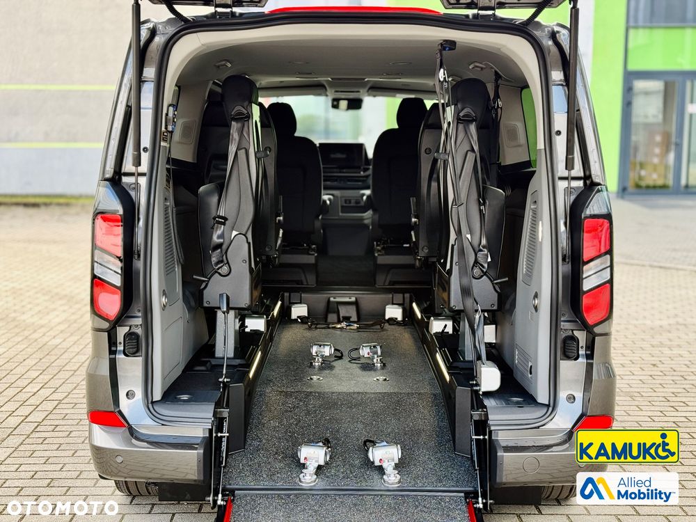 Ford Tourneo Custom 2.0 EcoBlue 320 L1 Titanium - 11