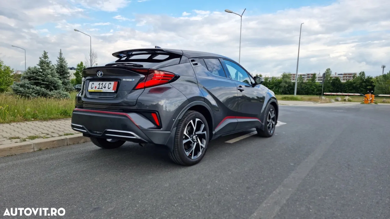 Toyota C-HR 2.0 Hybrid Team Deutschland - 5