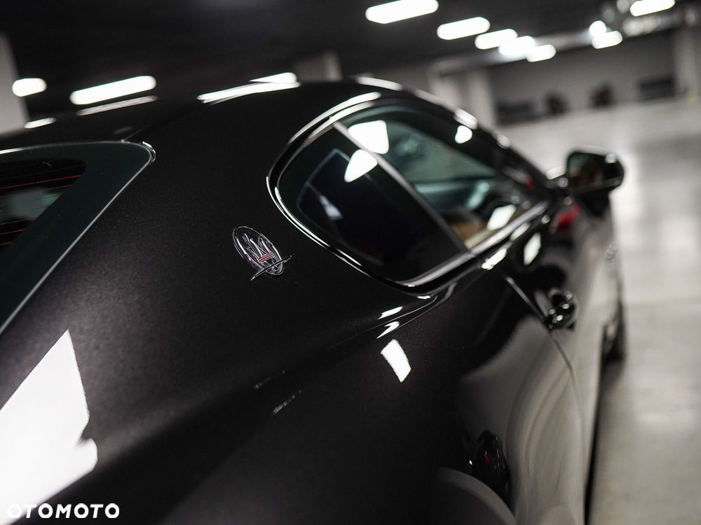 Maserati GranTurismo Sport - 5