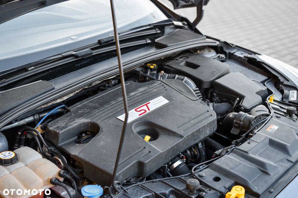 Ford Focus 2.0 TDCi ST-2 - 40