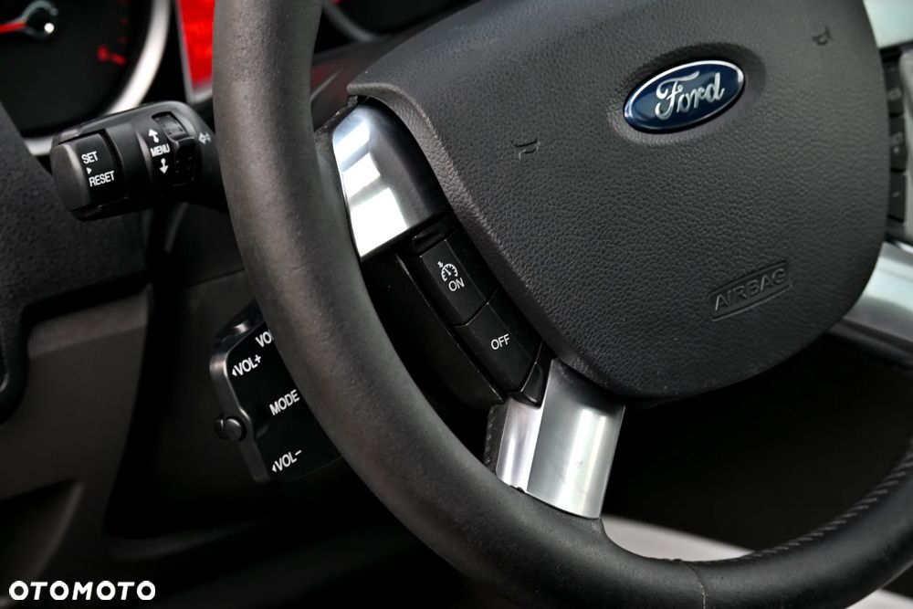 Ford Kuga 2.0 TDCi Individual - 30
