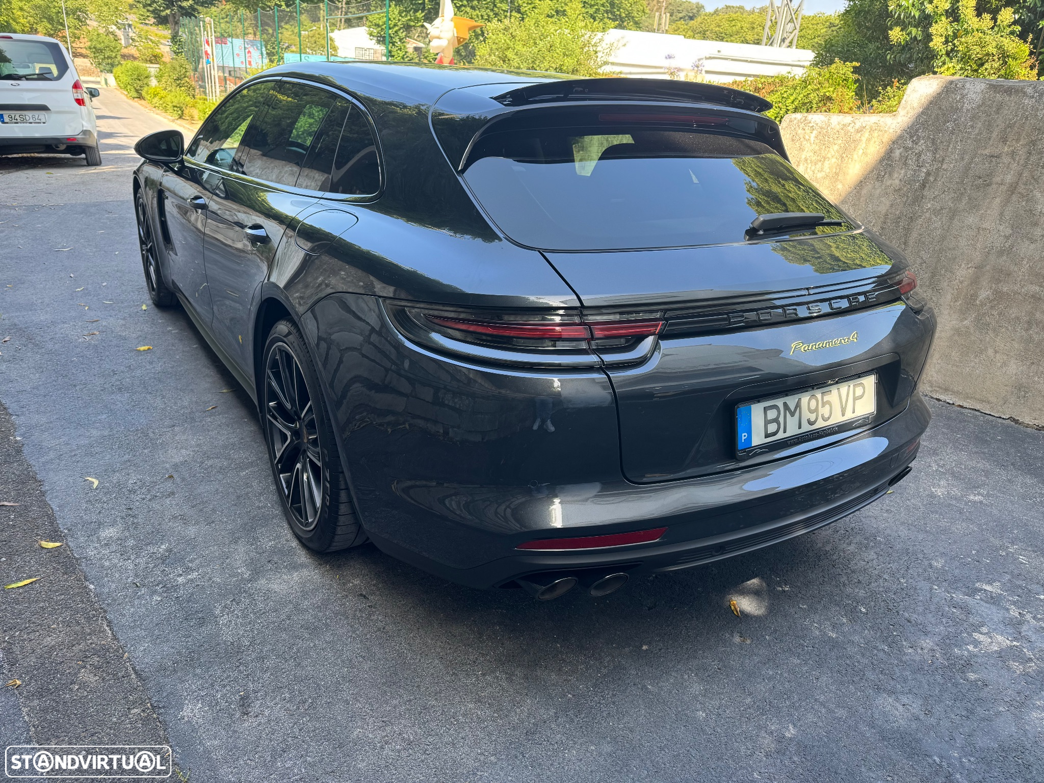 Porsche Panamera Sport Turismo 4 E-Hybrid - 4