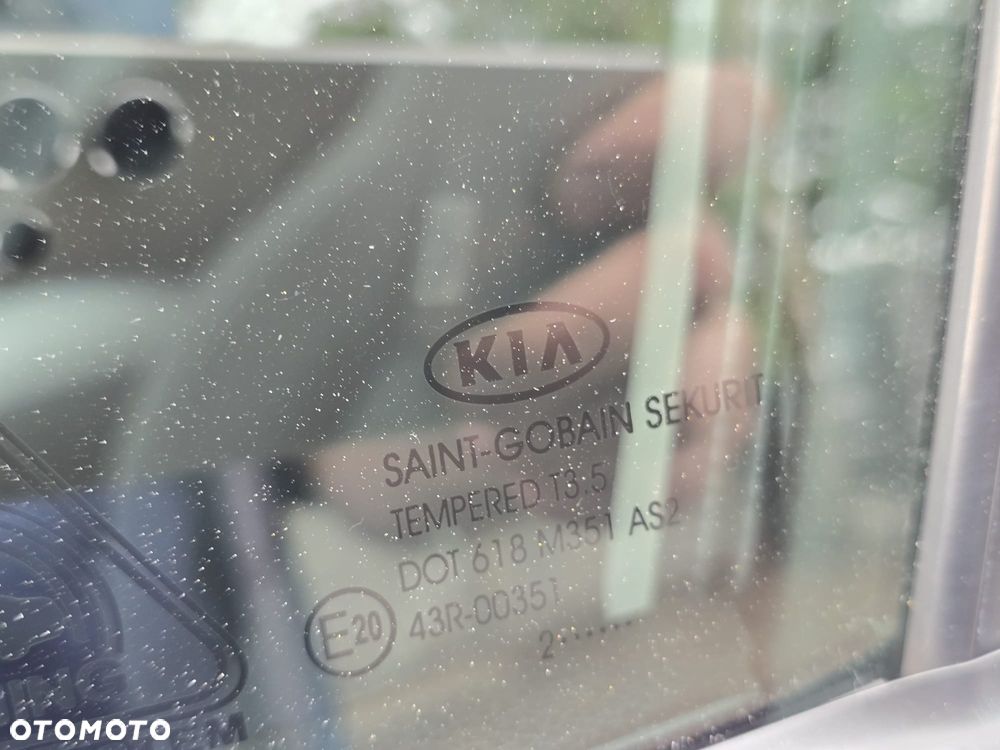 Kia Sportage 1.7 CRDI L 2WD - 29