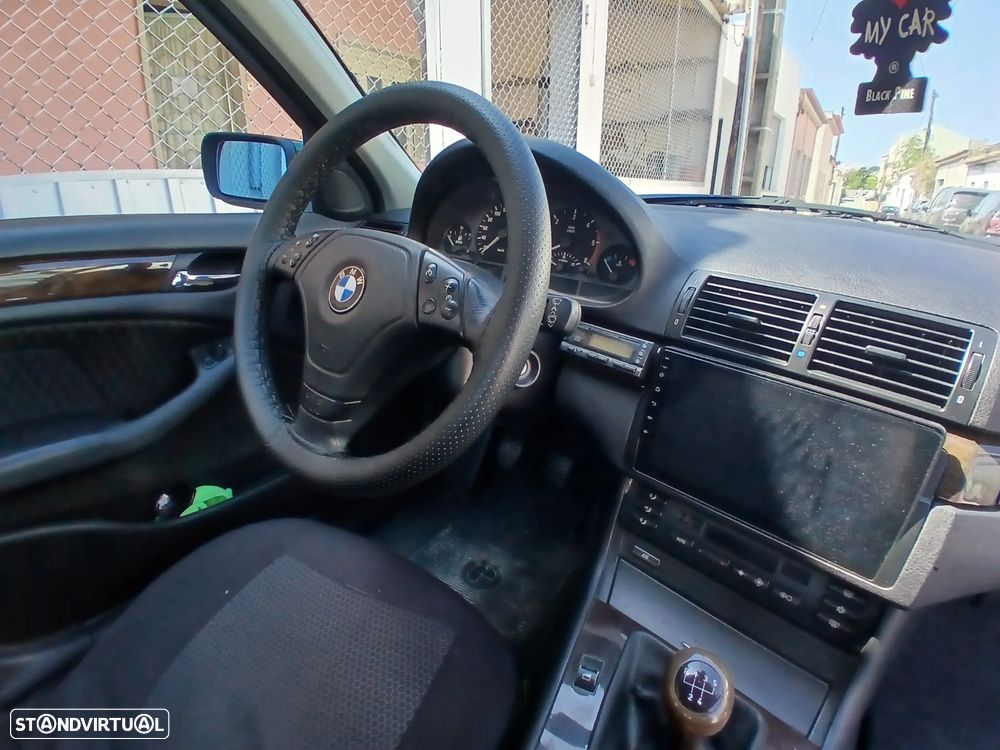 BMW 320 d — fotografia 8