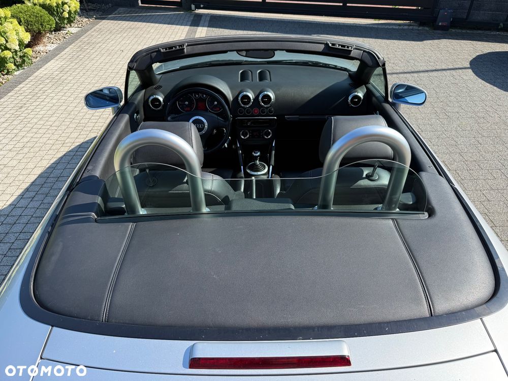 Audi TT Roadster 1.8 T quattro - 39