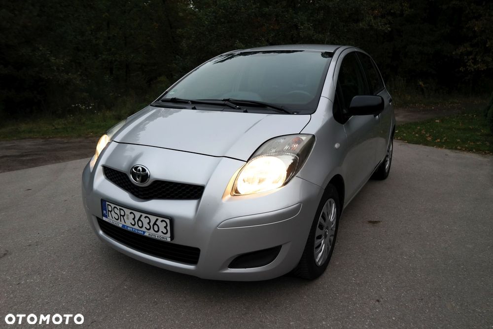 Toyota Yaris - 9