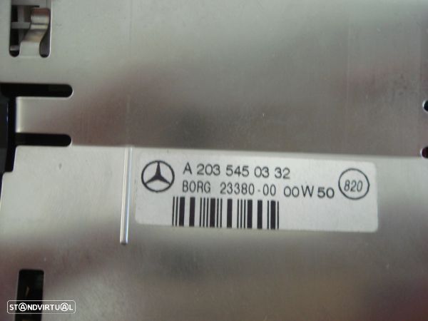 Display Do Sensor Estacionamento Mercedes-Benz C-Class (W203) - 2