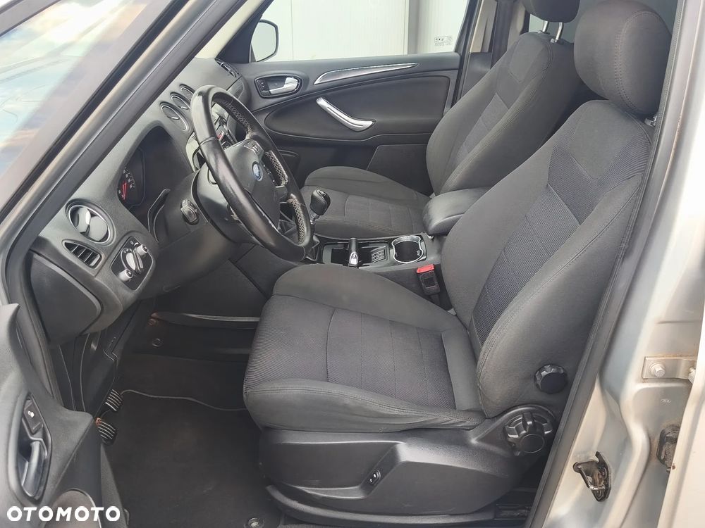 Ford Galaxy 2.0 TDCi Titanium - 37