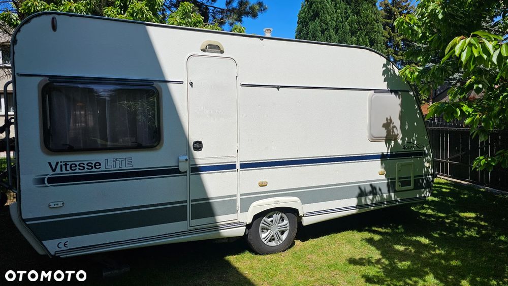 Beyerland Vitesse 460-FB - 1