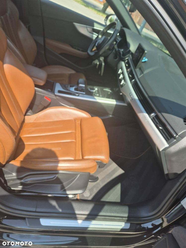 Audi A4 Avant 45 TFSI quattro S tronic S line - 11
