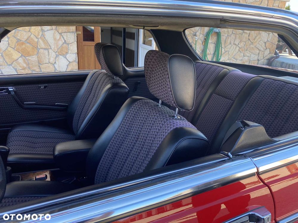 Mercedes-Benz W123 - 16