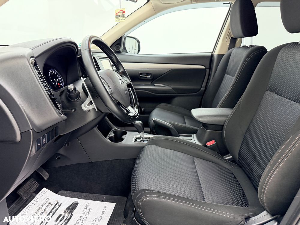 Mitsubishi Outlander 2.2 DI-D 4WD Automatik Intense - 9