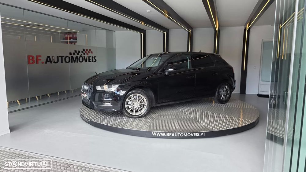 Audi A3 Sportback 1.6 TDI Advance S tronic - 2