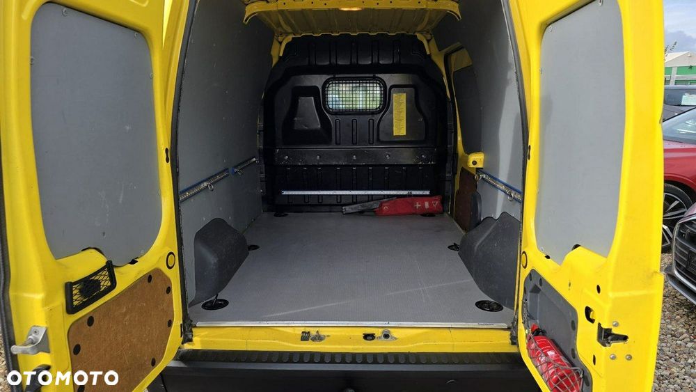 Ford Transit Connect - 15