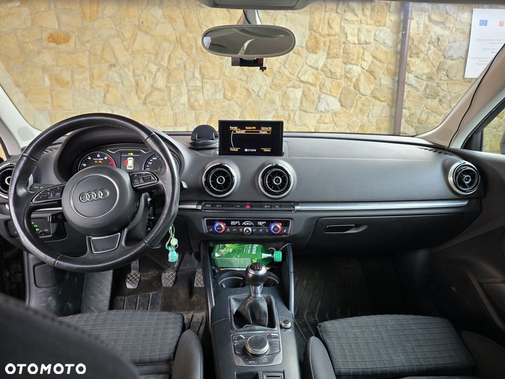 Audi A3 Sportback 1.4 TFSI Ambition - 8