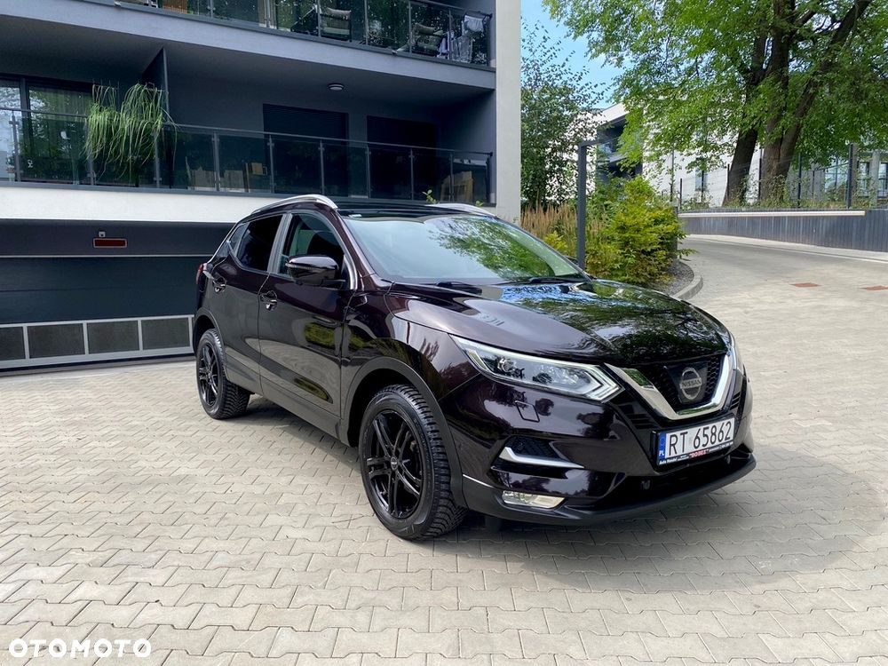 Nissan Qashqai 1.2 DIG-T Xtronic TEKNA+ - 4