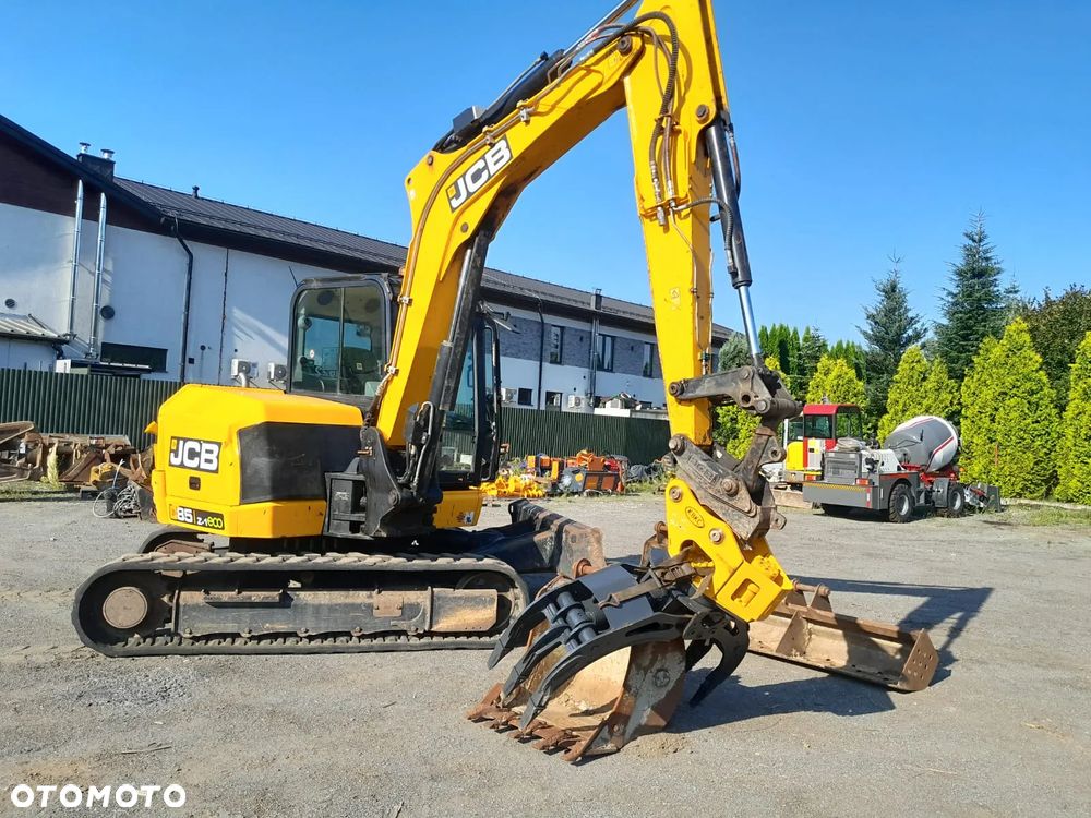 JCB 85Z-1, szybkozłacze i 3 łyżki - 7