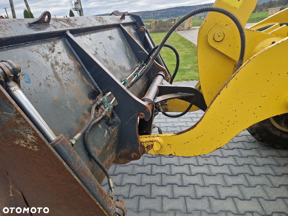 Komatsu WA90-3H - 14