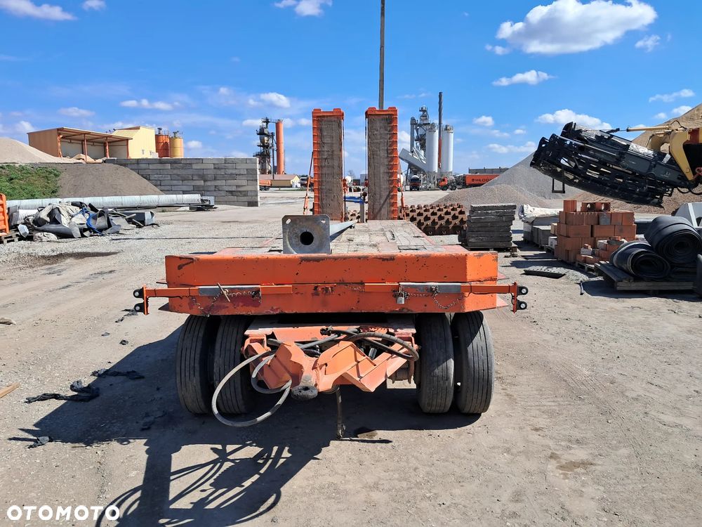 Goldhofer TU4-2X2-32/80 - 3