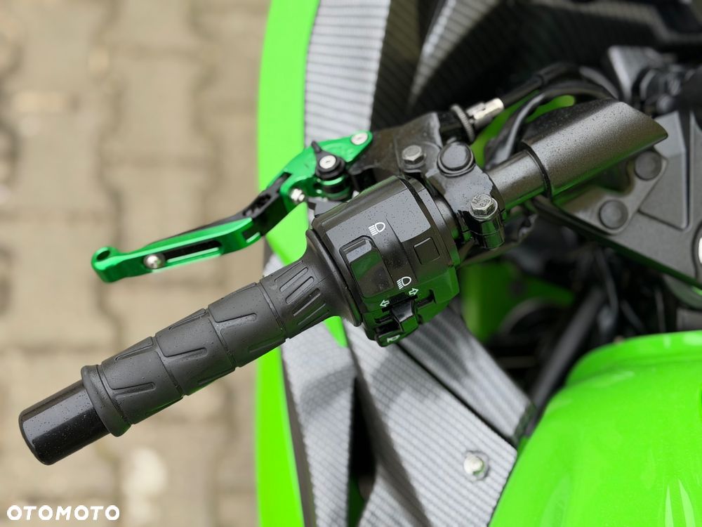 Kawasaki Ninja - 36