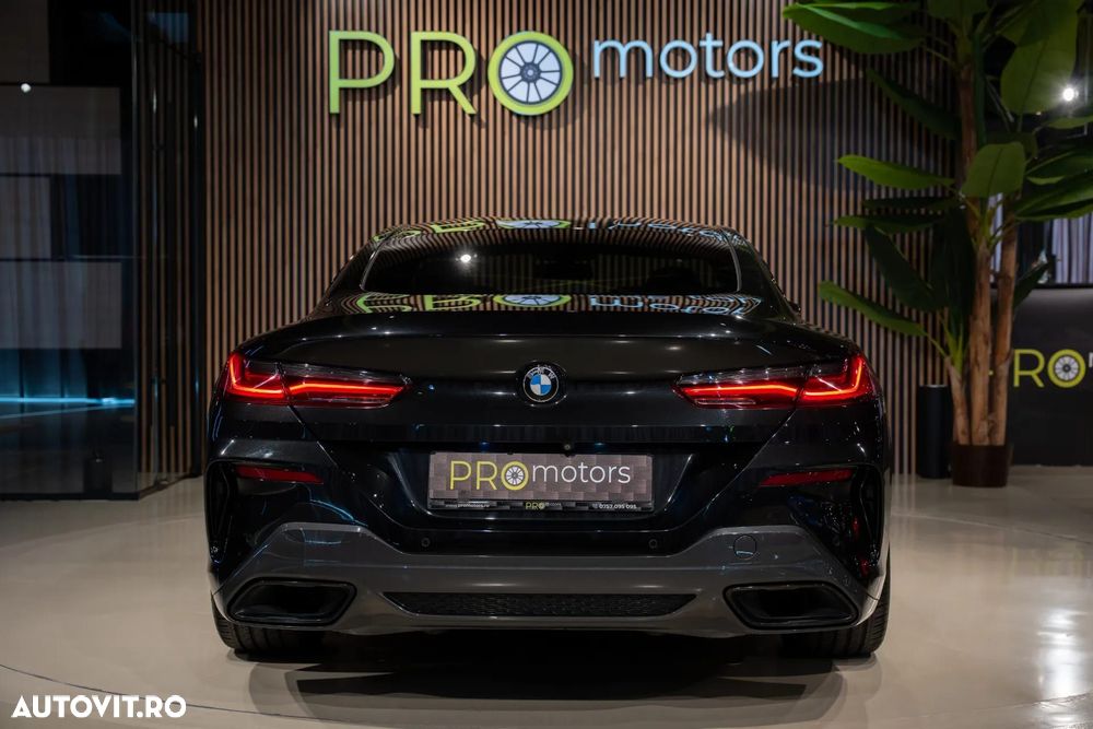 BMW Seria 8 - 16