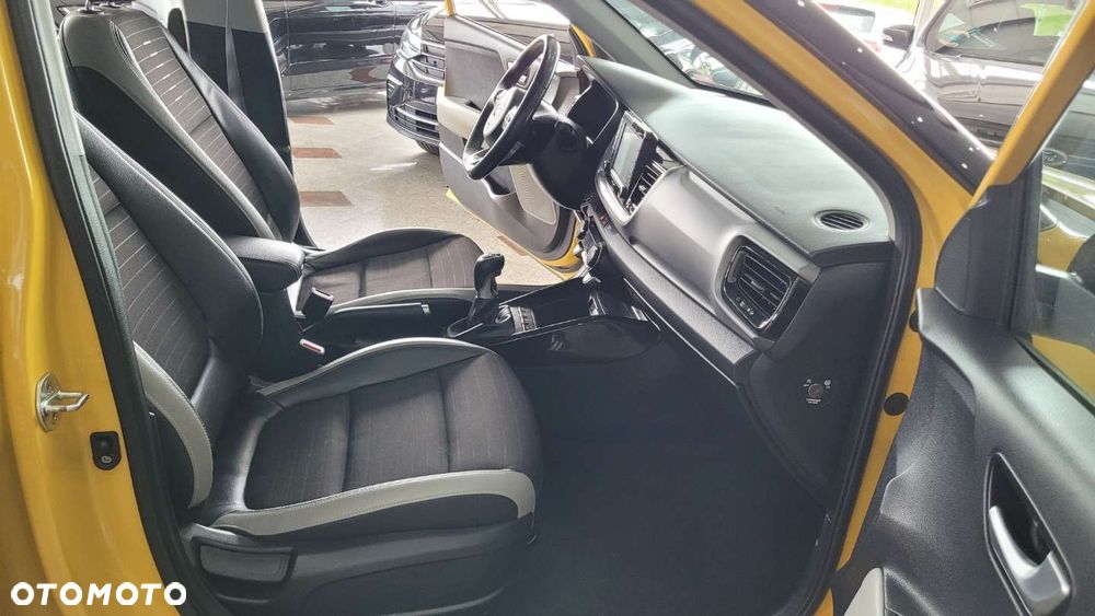 Kia Stonic - 33