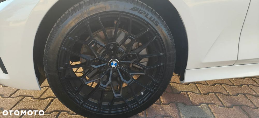 BMW Seria 3 330i - 19